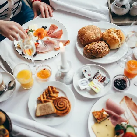 Landidyll Restaurant Weidenbrueck & 4* Swisttal