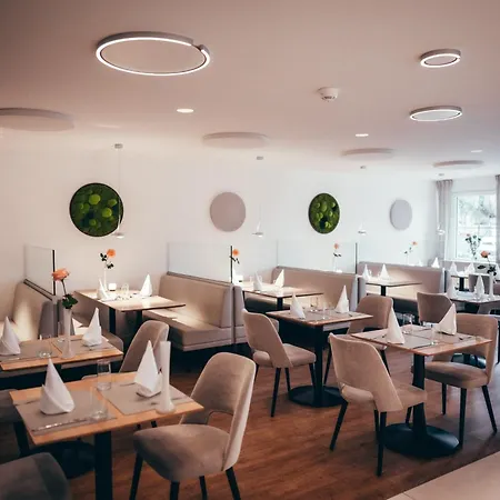 Landidyll Restaurant Weidenbrueck & 4*