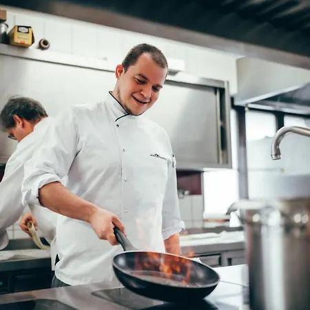 Otel Landidyll Restaurant Weidenbrueck & Swisttal