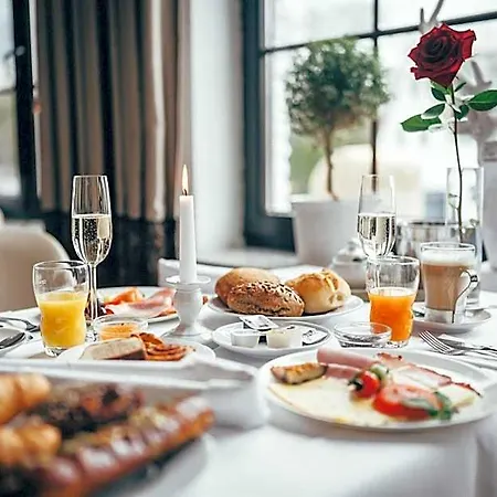 Hotell Landidyll Restaurant Weidenbrueck & 4*